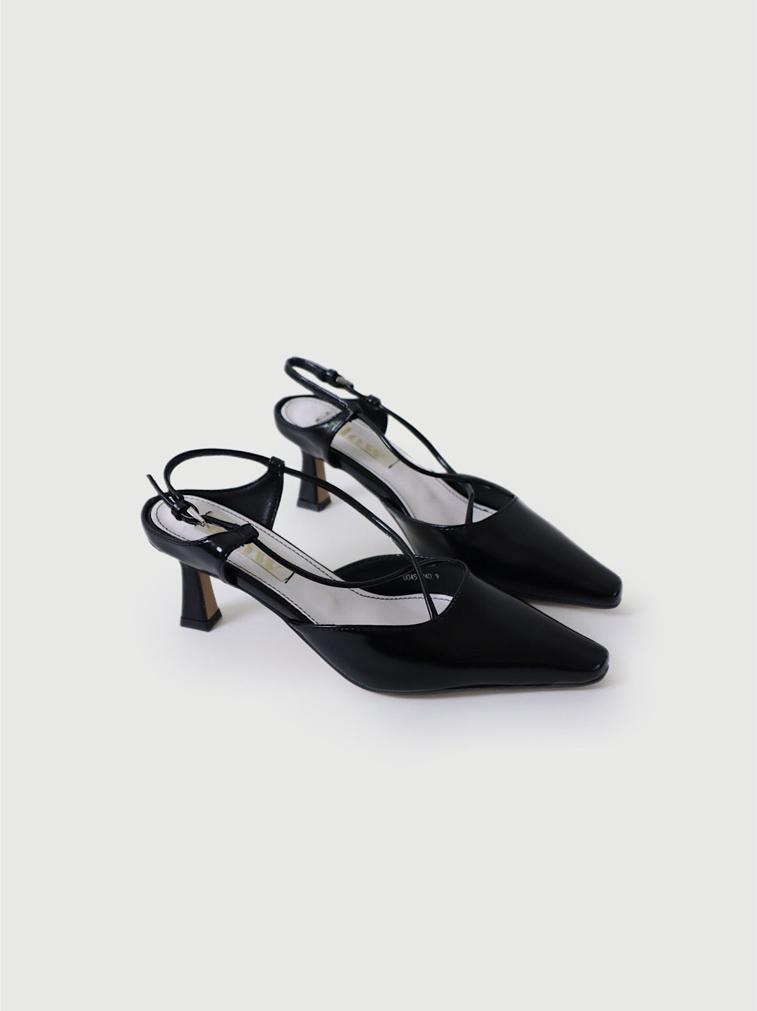 90’s Heels Sample black