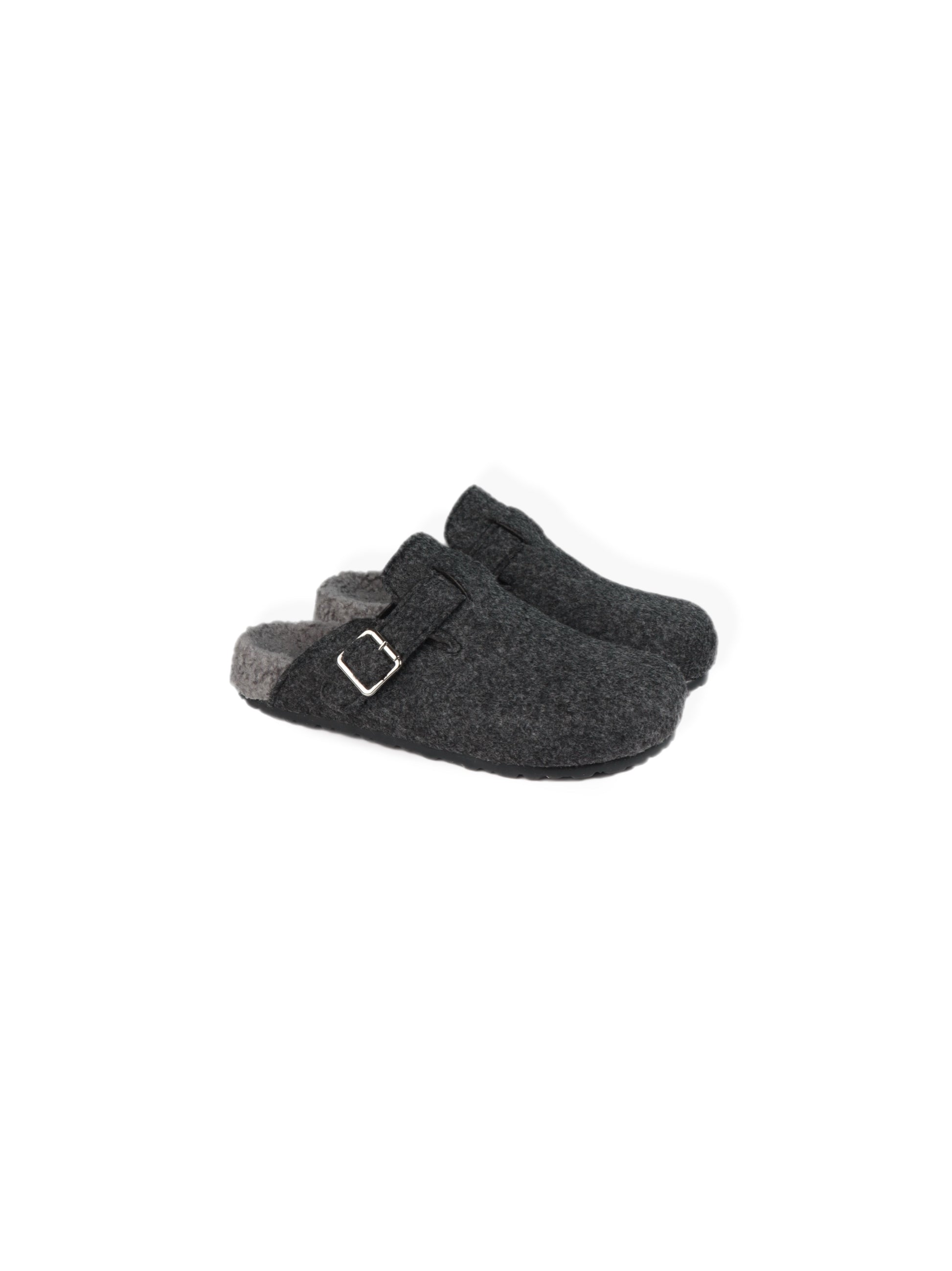 Mou Slippers in Grey