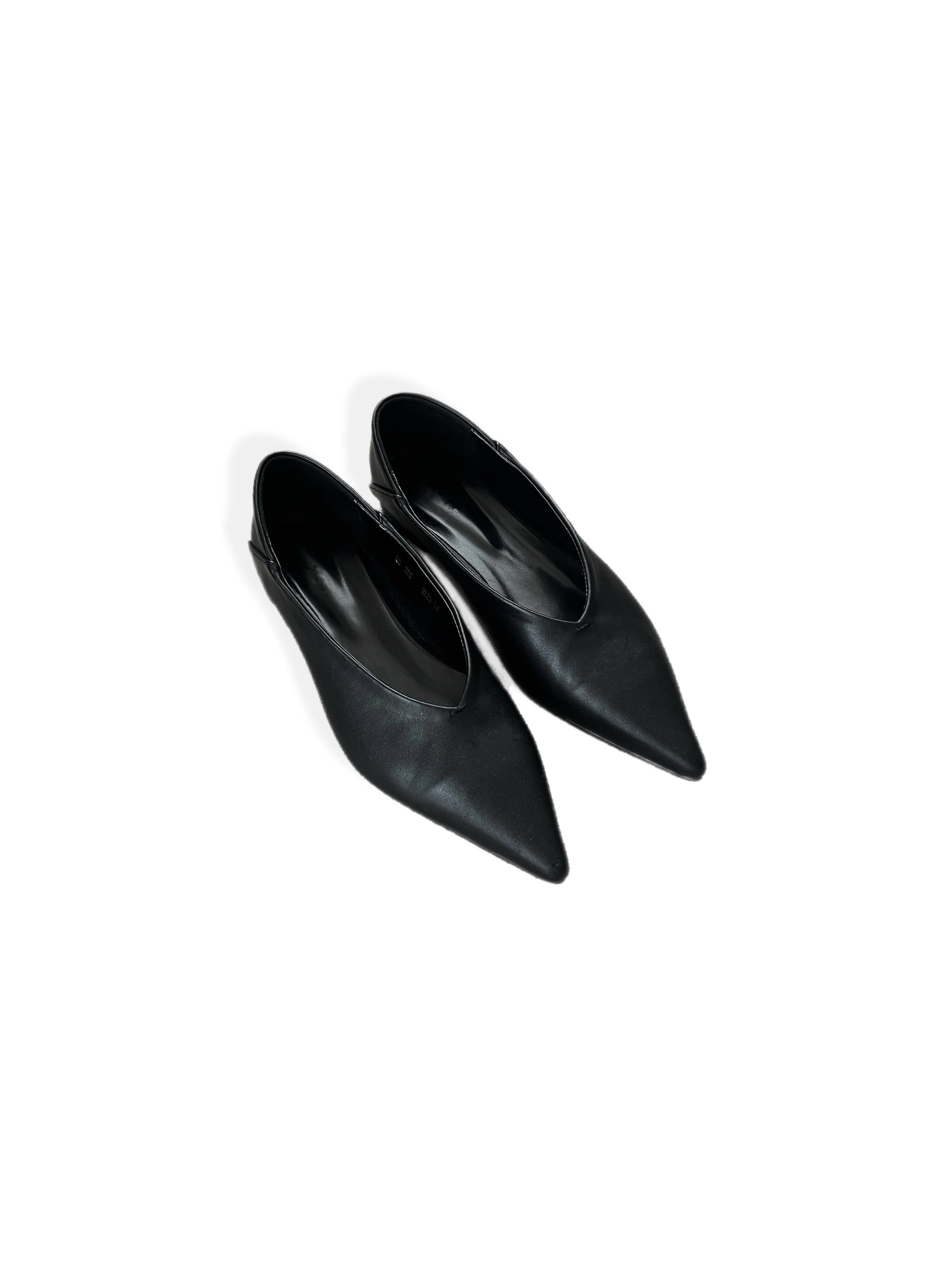 Pointed Shoes
